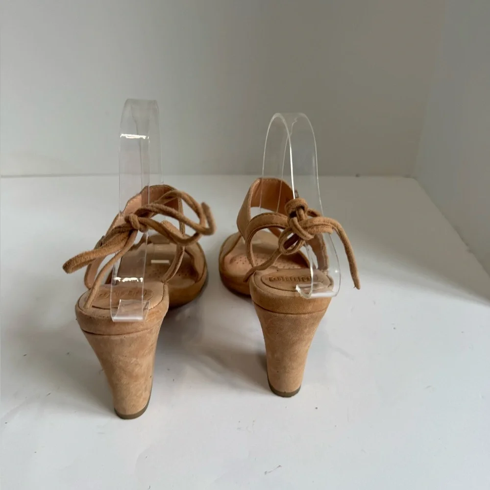 ONO Ebba Sandal Women. Size 7_8